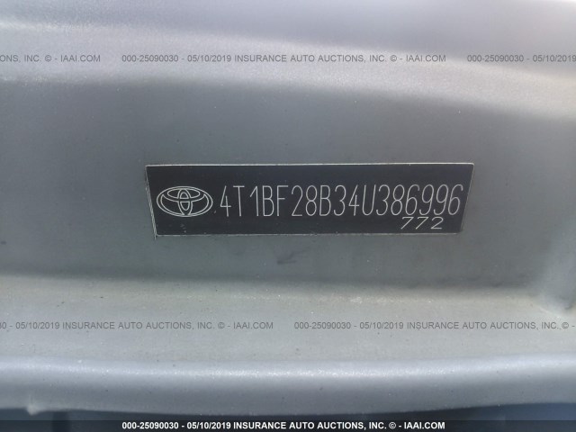 4T1BF28B34U386996 - 2004 TOYOTA AVALON XL/XLS SILVER photo 9