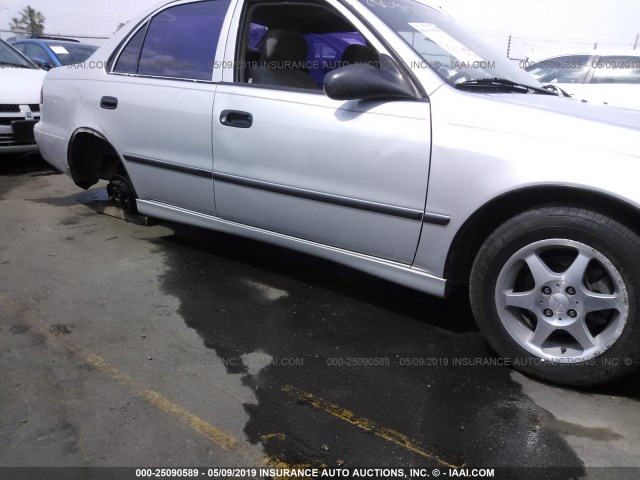 1NXBR12E4YZ331094 - 2000 TOYOTA COROLLA VE/CE/LE 银色 照片 6