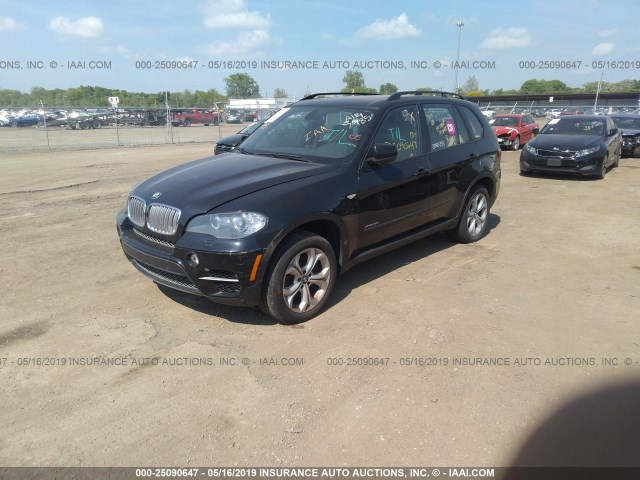 5UXZV8C58BLL67985 - 2011 BMW X5 XDRIVE50I BLACK photo 2