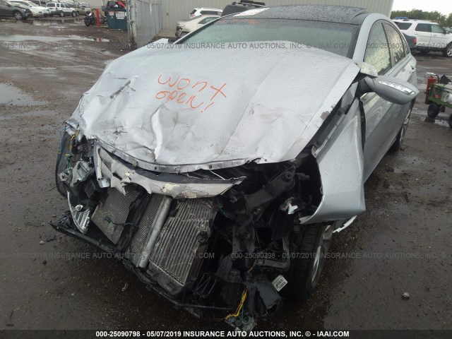 5NPEC4AB5DH508266 - 2013 HYUNDAI SONATA SE/LIMITED SILVER photo 2