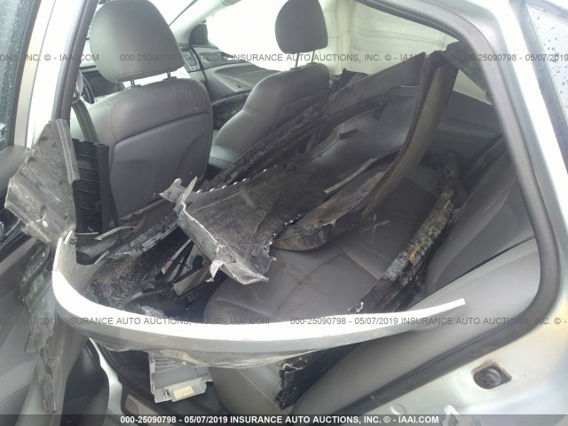 5NPEC4AB5DH508266 - 2013 HYUNDAI SONATA SE/LIMITED SILVER photo 8