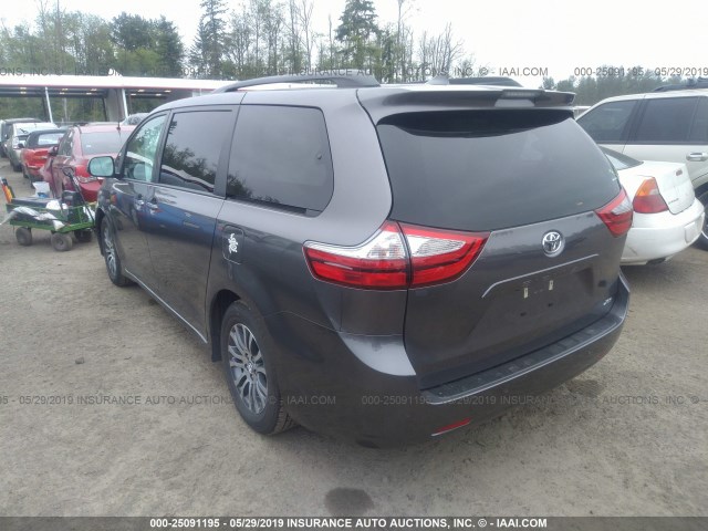 5TDYZ3DC6JS950148 - 2018 TOYOTA SIENNA XLE/LIMITED GRAY photo 3