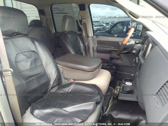 3D6WG4GL4AG103569 - 2010 DODGE RAM 3500 WHITE photo 5