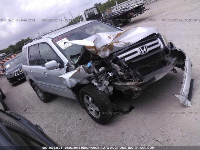 5FNYF28388B021512 - 2008 HONDA PILOT SE SILVER photo 1