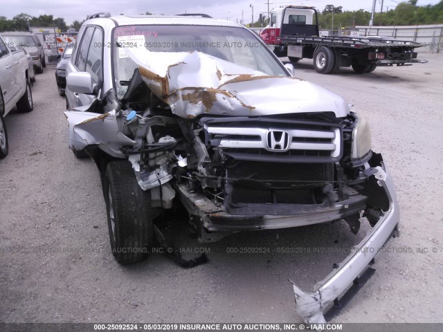 5FNYF28388B021512 - 2008 HONDA PILOT SE SILVER photo 6