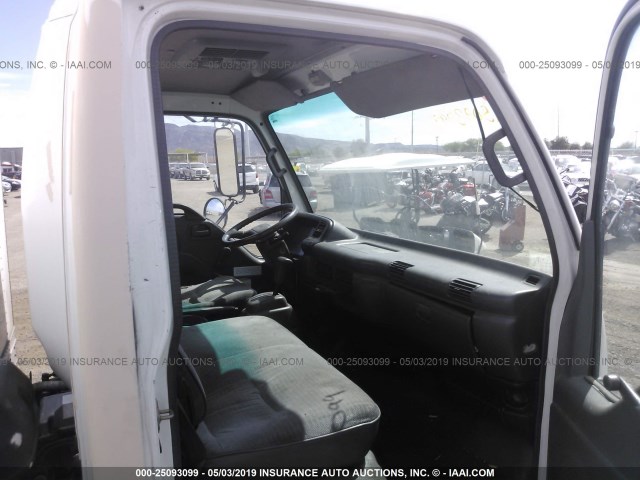 JALC4B14017009173 - 2001 ISUZU NPR GRAY photo 5