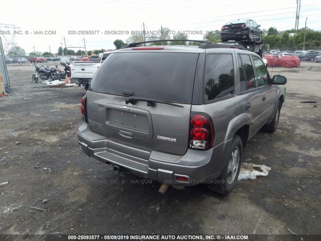 1GNDT13S672247184 - 2007 CHEVROLET TRAILBLAZER LS/LT GRAY photo 4