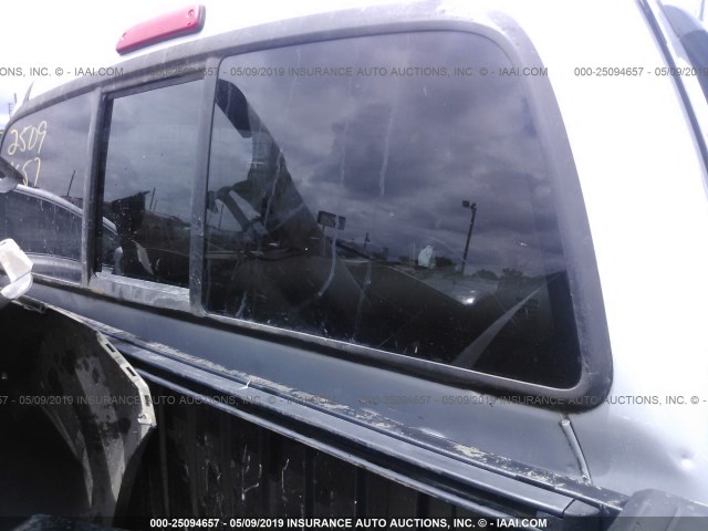 3TMLU4EN7AM055766 - 2010 TOYOTA TACOMA DOUBLE CAB 灰色 照片 8