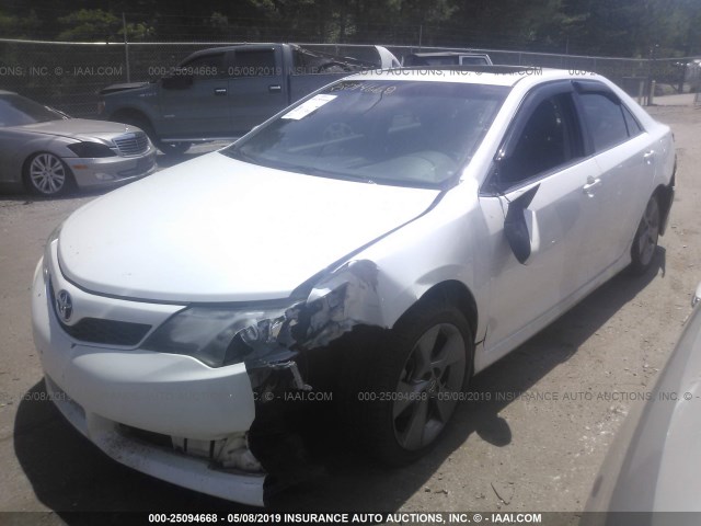 4T1BF1FK8CU621825 - 2012 TOYOTA CAMRY SE/LE/XLE WHITE photo 6