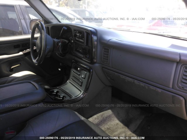 1GKEK63U71J295986 - 2001 GMC DENALI BLACK photo 5