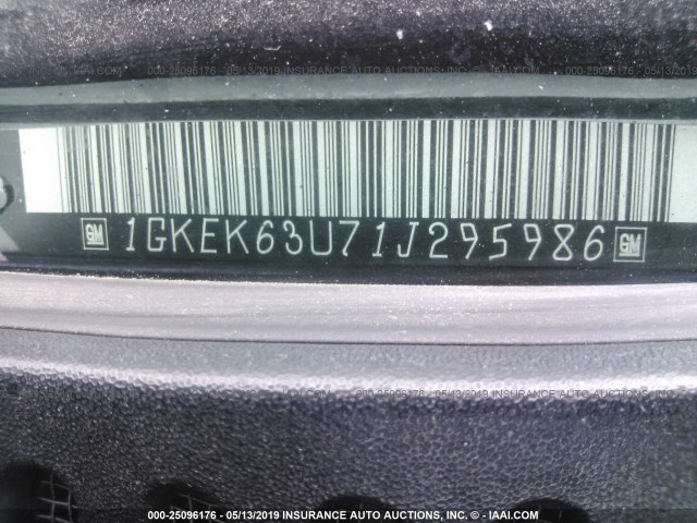 1GKEK63U71J295986 - 2001 GMC DENALI BLACK photo 9