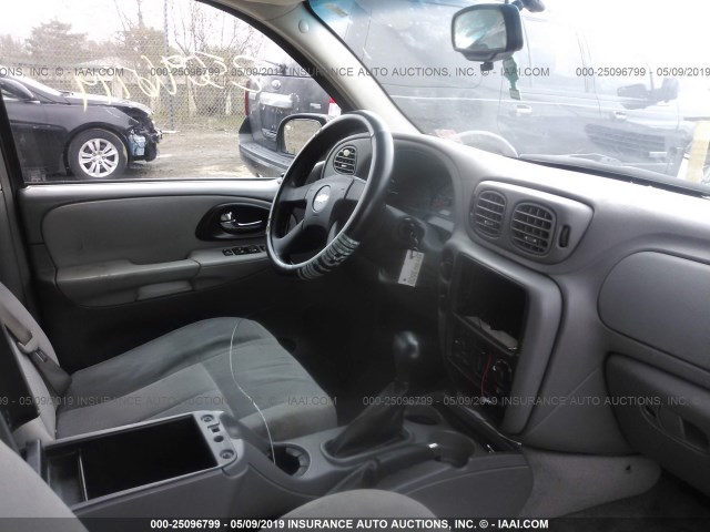 1GNET16S456131486 - 2005 CHEVROLET TRAILBLAZER EXT LS/EXT LT 黑色 照片 5