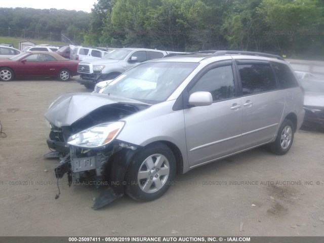 5TDZA22C94S213779 - 2004 TOYOTA SIENNA XLE/XLE LIMITED SILVER photo 2