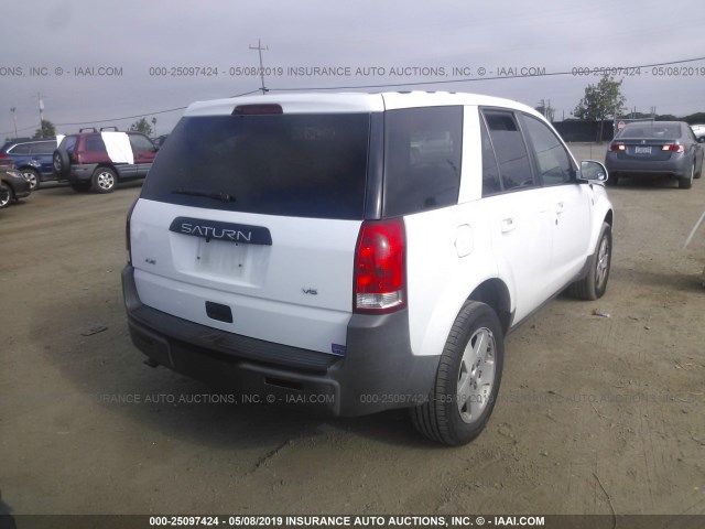 5GZCZ53475S819645 - 2005 SATURN VUE WHITE photo 4