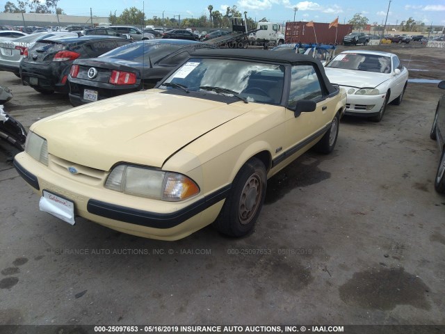 1FABP44E5JF286238 - 1988 FORD MUSTANG LX YELLOW photo 2
