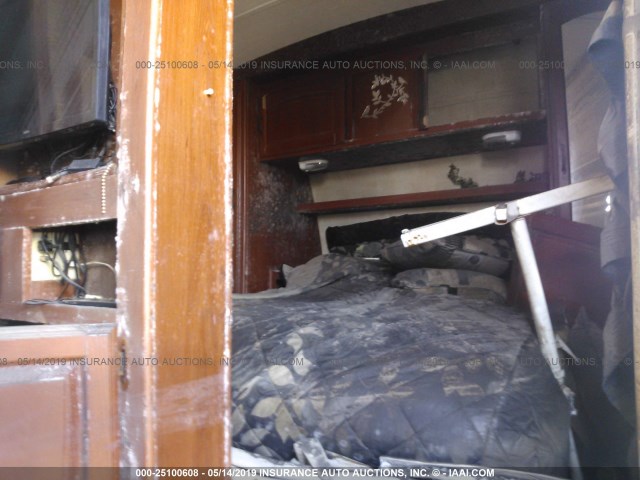 4YDT27923CB450655 - 2012 KEYSTONE OUTBACK WHITE photo 5