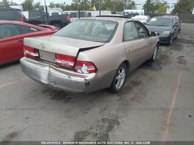 JT8BF28G910307798 - 2001 LEXUS ES 300 GOLD photo 4