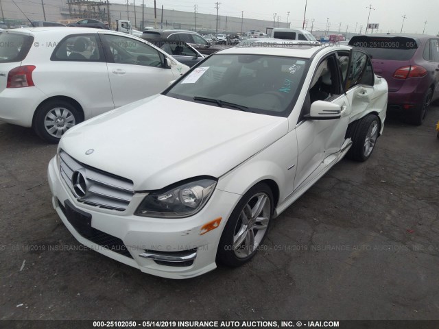 WDDGF4HB5CA614055 - 2012 MERCEDES-BENZ C 250 WHITE photo 2