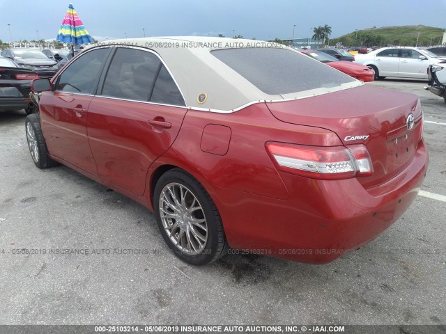 4T1BF3EK4BU665784 - 2011 TOYOTA CAMRY SE/LE/XLE RED photo 3