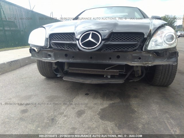 WDBWK5JA0AF232779 - 2010 MERCEDES-BENZ SLK 350 BLACK photo 6