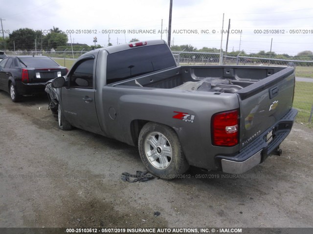 1GCEK24J09Z201016 - 2009 CHEVROLET SILVERADO K1500 LT GRAY photo 3