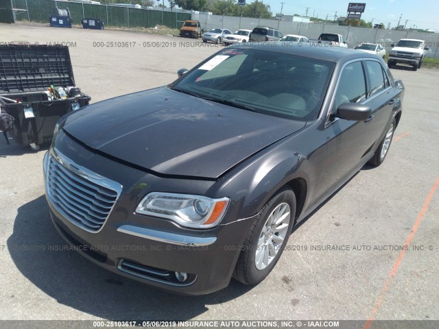 2C3CCAAG1EH179095 - 2014 CHRYSLER 300 GRAY photo 2