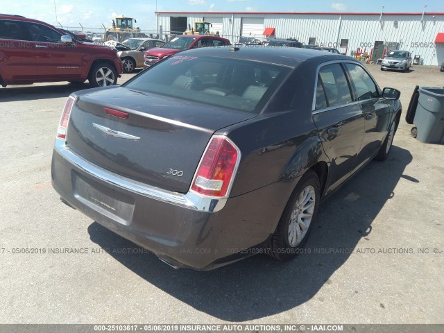 2C3CCAAG1EH179095 - 2014 CHRYSLER 300 GRAY photo 4