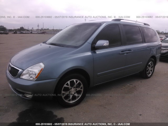 KNDMG4C78E6554467 - 2014 KIA SEDONA LX BLUE photo 2