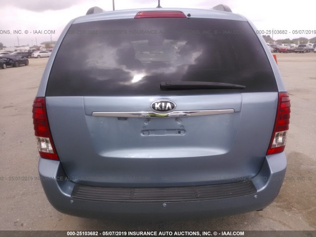 KNDMG4C78E6554467 - 2014 KIA SEDONA LX BLUE photo 6