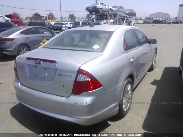 3FADP0L39CR262001 - 2012 FORD FUSION HYBRID SILVER photo 4