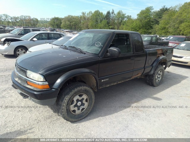 1GCCT19W518135401 - 2001 CHEVROLET S TRUCK S10 BLACK photo 2