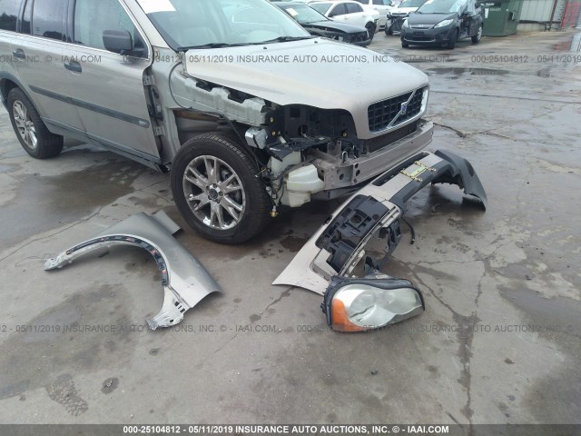 YV1CZ91H641083911 - 2004 VOLVO XC90 T6 GOLD photo 6