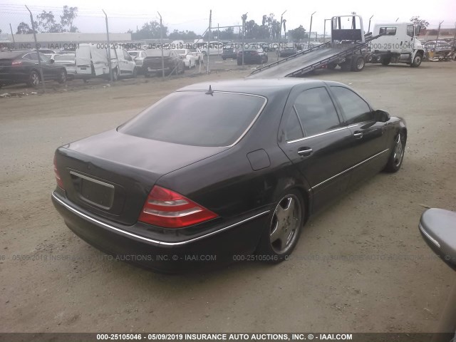 WDBNG75J3YA074822 - 2000 MERCEDES-BENZ S 500 BLACK photo 4