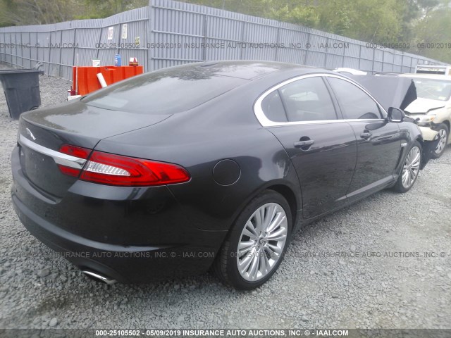 SAJWA0HB3CLS41794 - 2012 JAGUAR XF PORTFOLIO GRAY photo 4