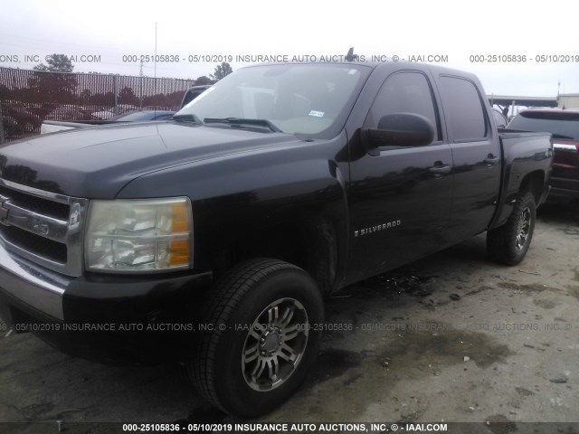 2GCEK13C771711494 - 2007 CHEVROLET SILVERADO K1500 CREW CAB BLACK photo 2