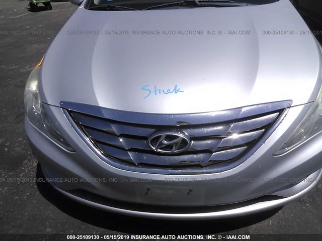 5NPEC4ABXBH275112 - 2011 HYUNDAI SONATA SE/LIMITED SILVER photo 10