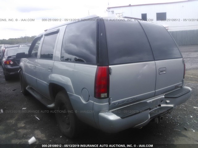 1GKEK13R1XR919919 - 1999 GMC DENALI SILVER photo 3