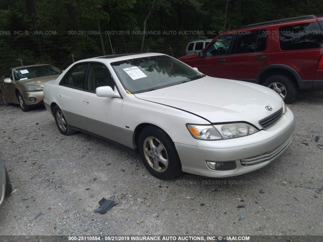 JT8BF28G810322258 - 2001 LEXUS ES 300 WHITE photo 1