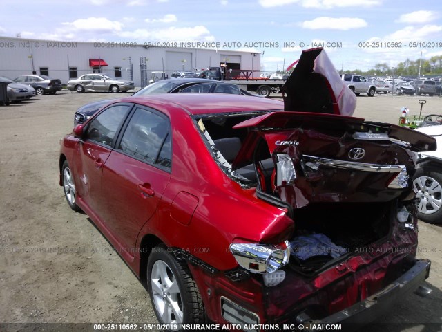 2T1BU4EE6DC100477 - 2013 TOYOTA COROLLA S/LE RED photo 3