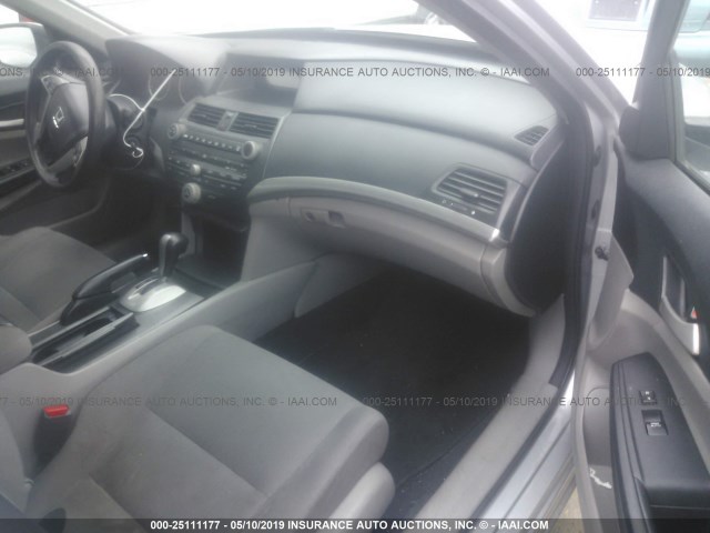 1HGCP2F43CA020287 - 2012 HONDA ACCORD LXP SILVER photo 5