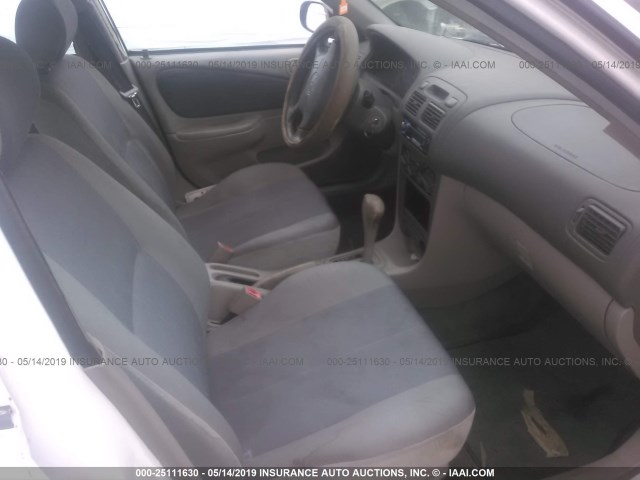 1NXBR12EXXZ256349 - 1999 TOYOTA COROLLA VE/CE/LE WHITE photo 5