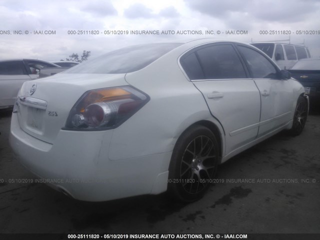 1N4AL21E98N507730 - 2008 NISSAN ALTIMA 2.5/2.5S WHITE photo 4