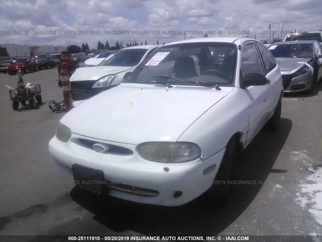 KNJLT05H8V6201472 - 1997 FORD ASPIRE WHITE photo 2