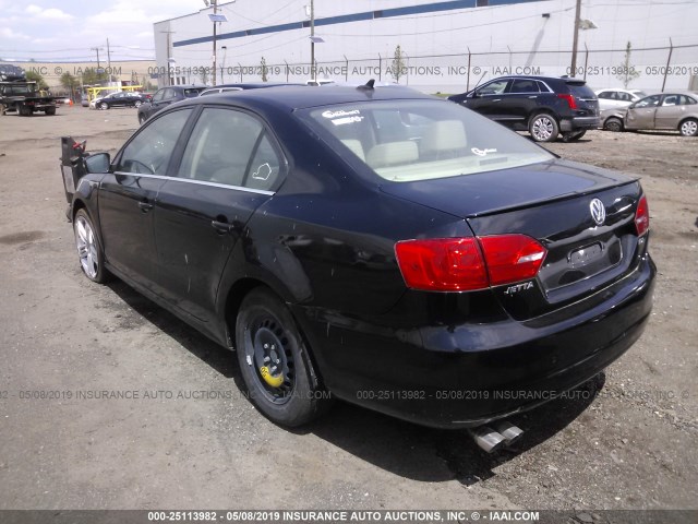 3VWLL7AJ4CM405684 - 2012 VOLKSWAGEN JETTA TDI BLACK photo 3