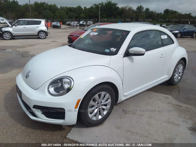 3VWFD7AT6KM705592 - 2019 VOLKSWAGEN BEETLE S/FINAL EDITION SE/FINAL WHITE photo 2