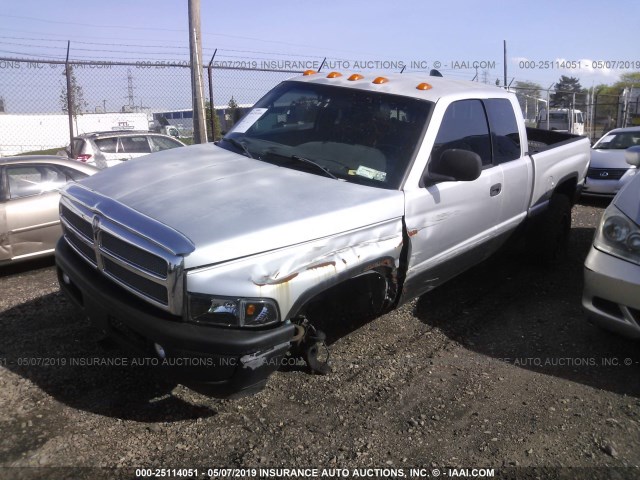 3B7KF23622M243926 - 2002 DODGE RAM 2500 SILVER photo 2