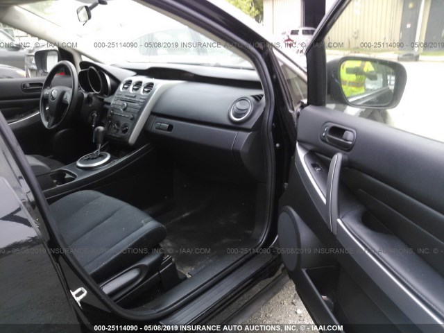 JM3ER2WM7A0312004 - 2010 MAZDA CX-7 BLACK photo 5