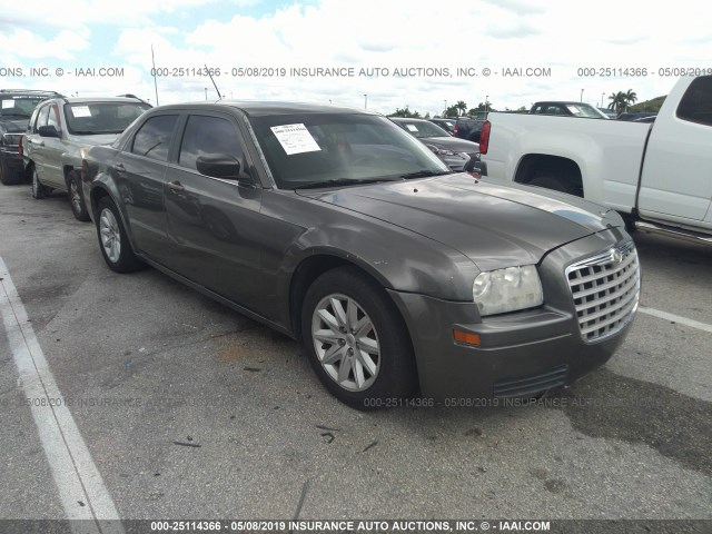 2C3KA43R48H146128 - 2008 CHRYSLER 300 LX GRAY photo 1