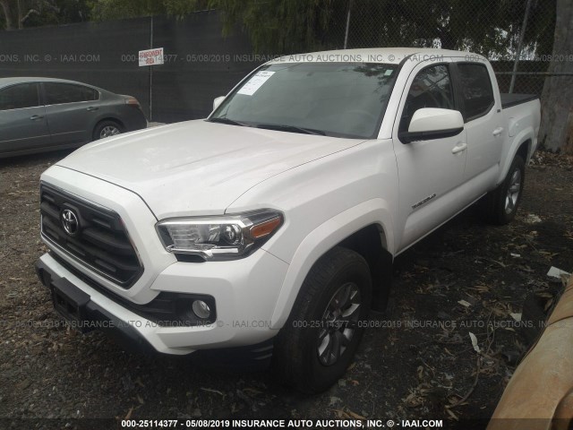 3TMAZ5CN3HM045540 - 2017 TOYOTA TACOMA DBL CAB/SR5/TRD SPORT/OR WHITE photo 2