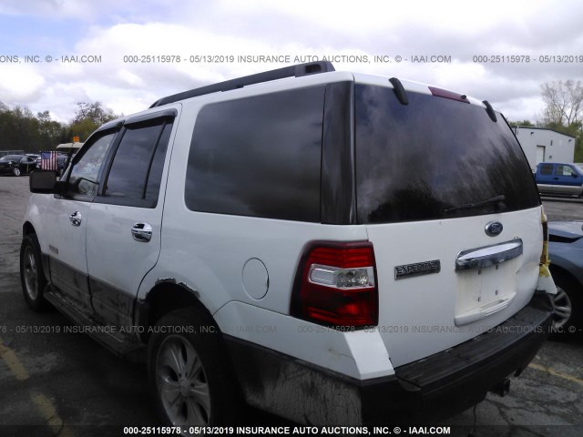 1FMFU16567LA87933 - 2007 FORD EXPEDITION XLT WHITE photo 3